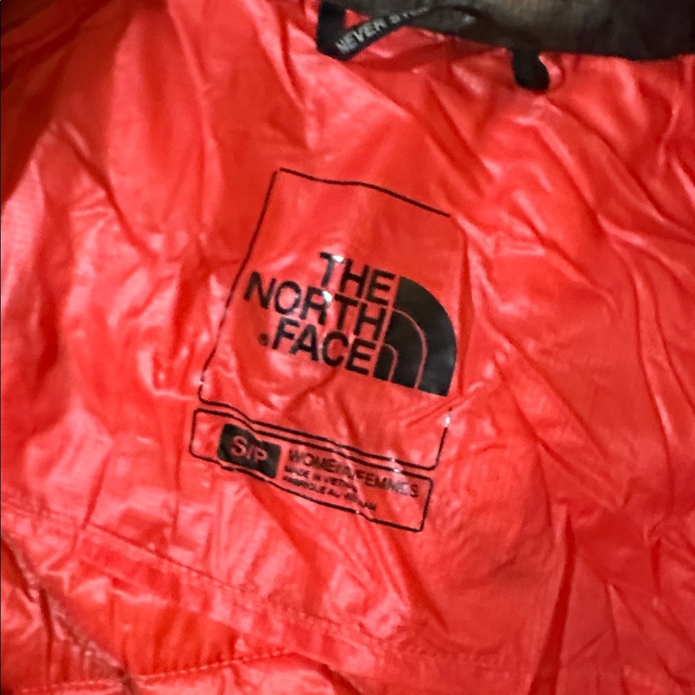 The North Face Thermoball Women's Camo Orange Puffer Jacket Small Full Zip EUC - Picture 3 of 9